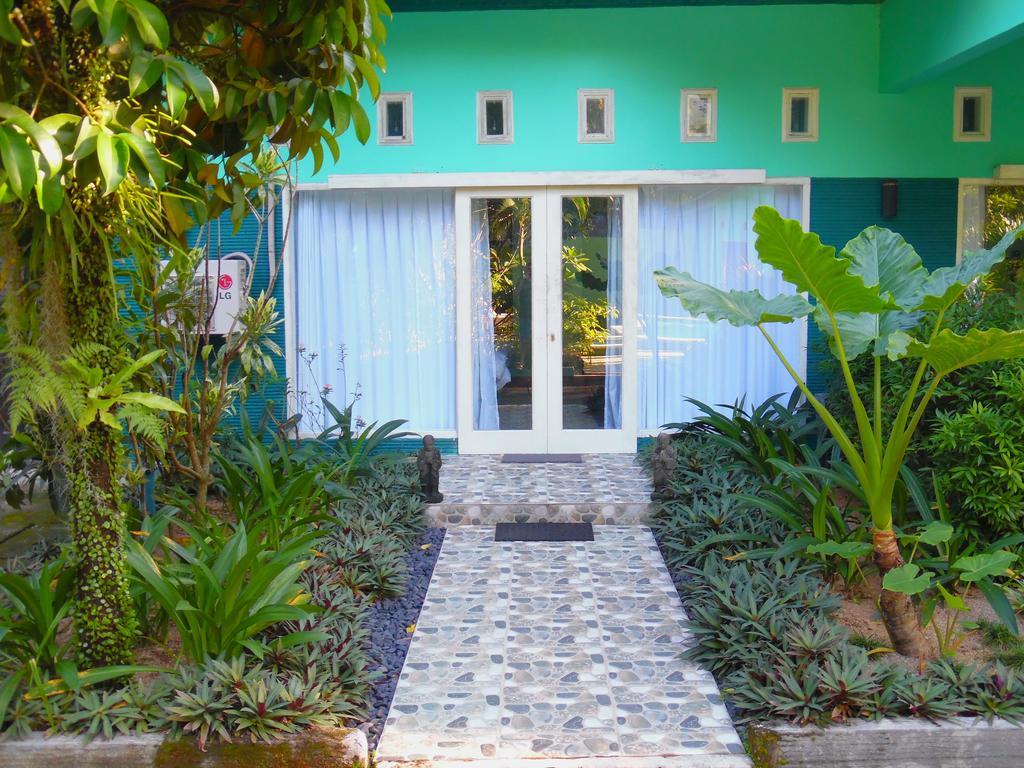 Lazy Monkey Hotel Senggigi Luaran gambar